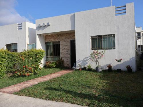 Merida Municipality House | Discover Casa Acogedora Sol y Luna: Guest Rated 10/10