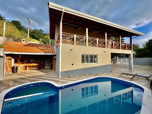 Agua Comprida House | Cozy Casa Aconchegante: Perfect for Families and Pets