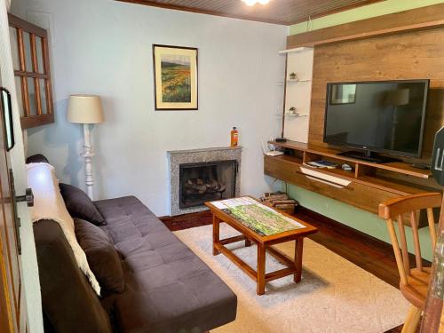 V Cristina House | Inviting Casa Aconchegante de Campos: 10/10 Guest Rated