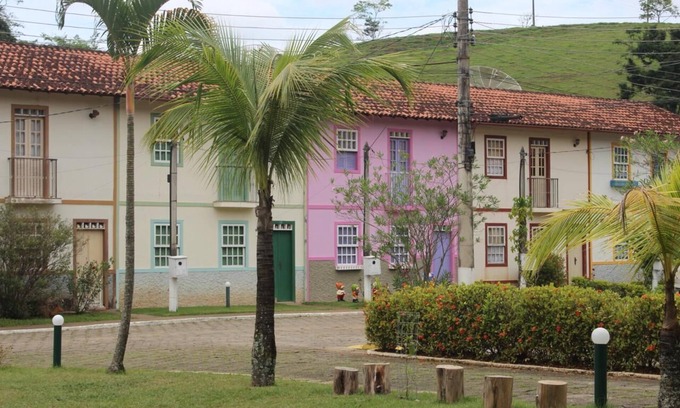 Conservatoria House | Comfortable Casa Aconchegante with Spa & Family Amenities