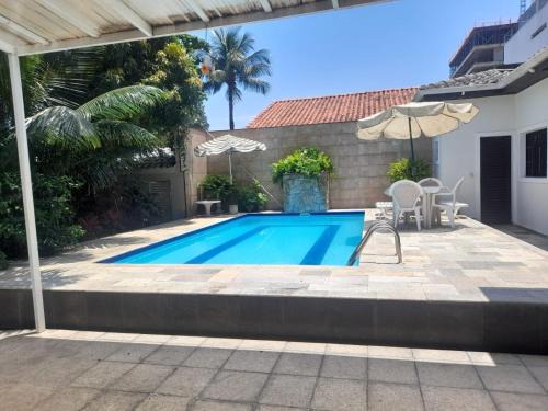 Canto do Forte House | Inviting Casa Aconchegante with Full Leisure Amenities