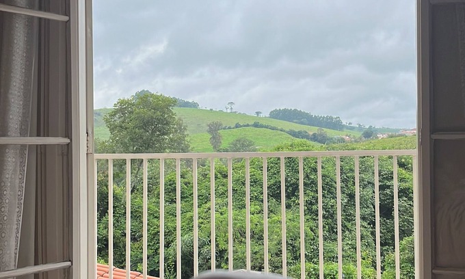 Caldas House | Cozy Casa Aconchegante with Scenic Mountain View