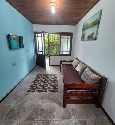 Estufa I House | Cozy Beachside Retreat with Ocean Views & Pet-Friendly Perks