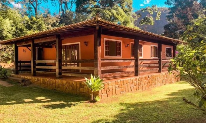 Araras House | Pet-Friendly Oasis with Ocean Views at Casa Aconchego