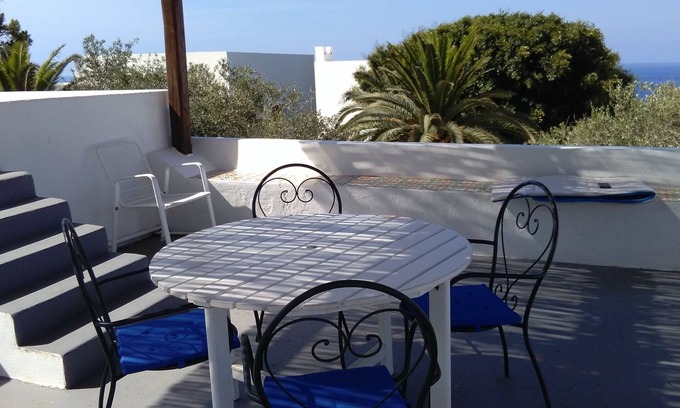 Piscita Villa | Casa Ada: Oceanfront Retreat with Spa and Pet-Friendly Amenities