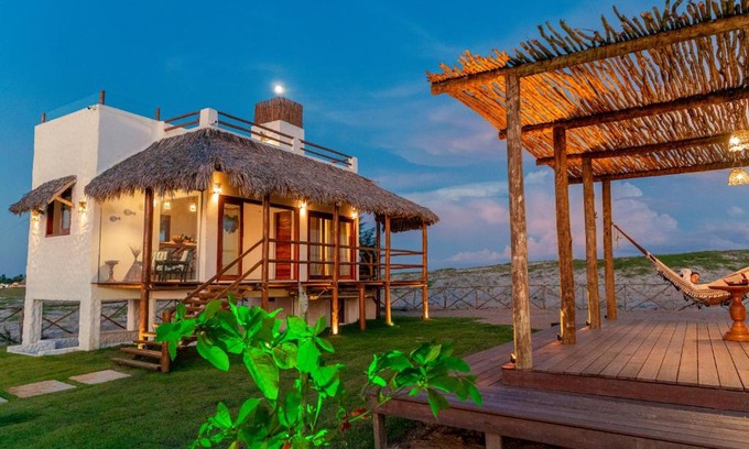 Camocim House | Discover Casa Aeolus: Oceanfront Retreat with Top Ratings