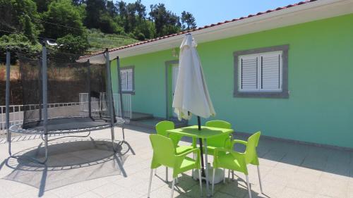 Queimada House | Family-Friendly Escape at Casa Além Vila - Guest Rated 10/10
