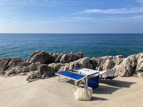 Faro Apartment | Beachfront Getaway: Casa al Mare with Private Beach Access