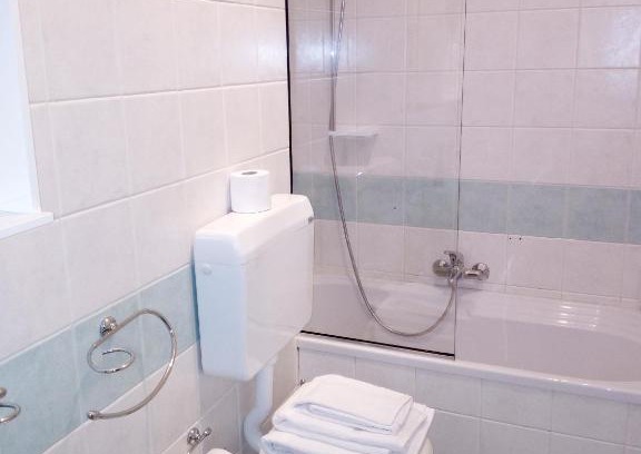 Caltanissetta Apartment | Budget-Friendly Casa Alessia: Child-Friendly Retreat