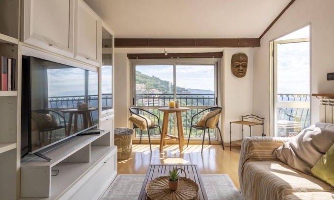 Pietrabruna House | Oceanfront Escape at Casa Alfonso - Rated 10/10 by Guests