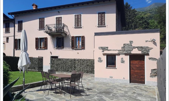 Vignola House | Discover Azalea di Gigliola Ziello - Casa Alice, Rated 9.5/10