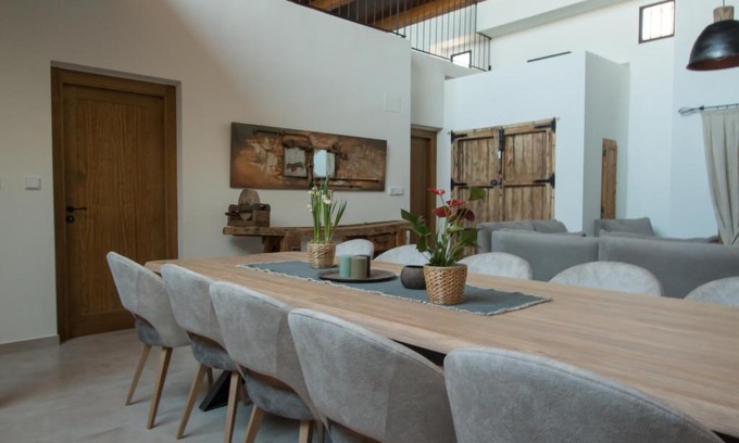 Ontur House | Idyllic CASA ALKAPEPE: Guest Rated 9.7 with Oceanfront Views
