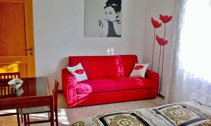 Quartiere XXIII Alessandrino Apartment | Wheelchair Accessible Casa all'Acquedotto with 9/10 Rating