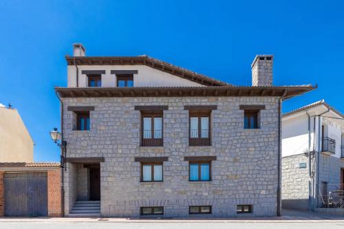 Villacastin House | Experience Casa Alval: Oceanfront Bliss with 10/10 Rating