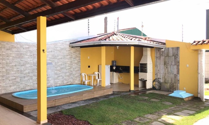Guaibim House | Relax at Casa Amarela: Family-Friendly Beach Retreat