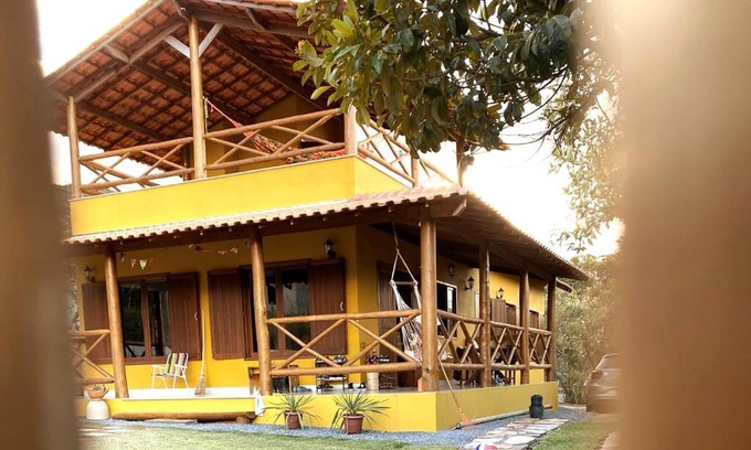Vale do Capao House | Family-Friendly Stay at Casa AmarElo Capão with Kitchen