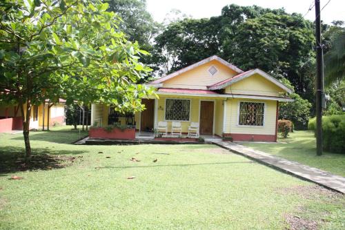 Venecia House | Top-Rated Child-Friendly Retreat at Casa Amarilla San Carlos