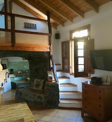 Valle Gran Rey House | Pet-Friendly Casa Ambiente with High Guest Ratings