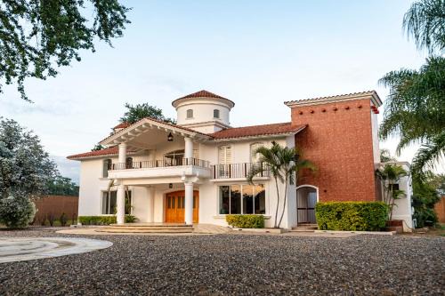 San Raymundo Jalpan Hotel | Casa Ambito