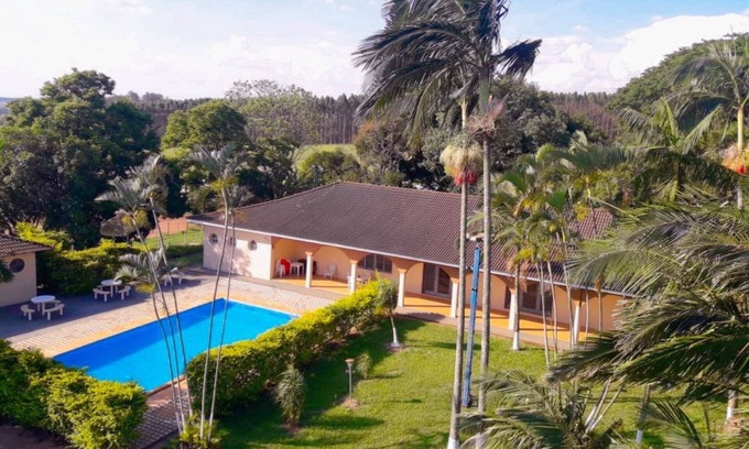 Sao Carlos House | Relaxing Casa Ampla with Pool and Breathtaking Views