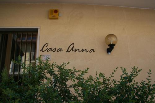 Caprino Veronese House | Cozy Casa Anna: Oceanfront Oasis with Family-Friendly Amenities