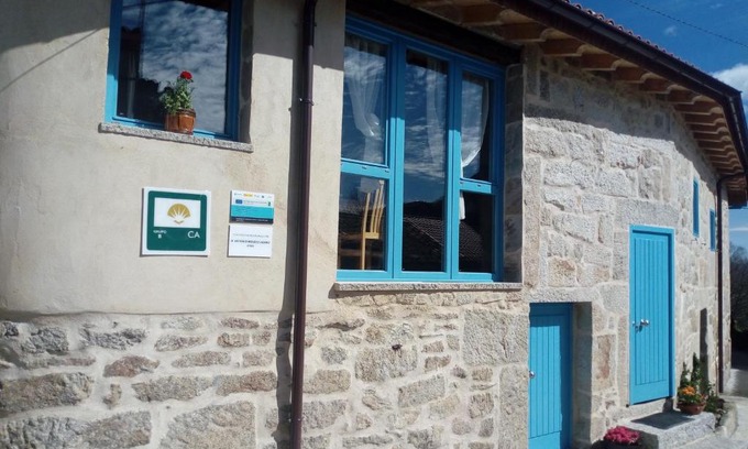 Parada de Sil House | Discover Casa Antoni@: Pet-Friendly & Highly Rated Stay!