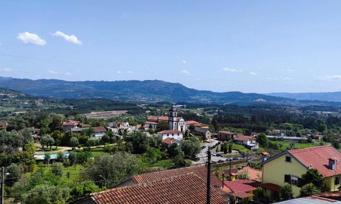 Vila Verde Apartment | Family-Friendly Stay at Casa Araújo - Rated 9/10 by Guests