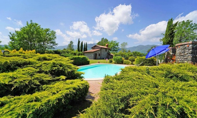 Filattiera Villa | Cozy Casa Arcadio: Family Villa with Ocean View & Pool