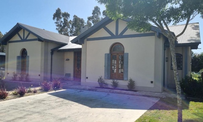 Las Colinas de Peralta Ramos House | Pet-Friendly Oasis at Casa ARENAS SUR with Pool & Family Fun