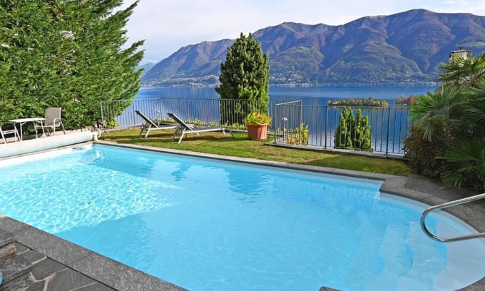 Porto Ronco House | Pet-Friendly Casa Ariane: 4-Star Stay with Top Reviews