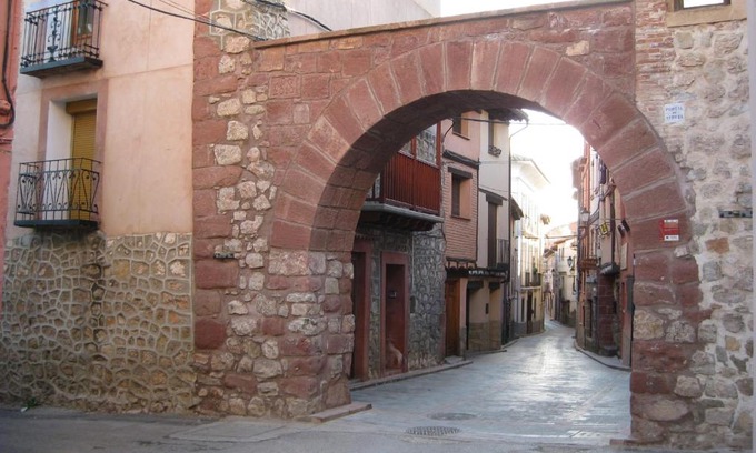 Gea de Albarracin Apartment | Family-Friendly Retreat at Casa Artigot - Rated 8.7/10