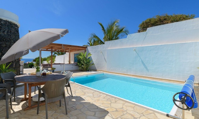 Tias Villa | Casa Atlantico: Premier Stay with Private Pool & Spa