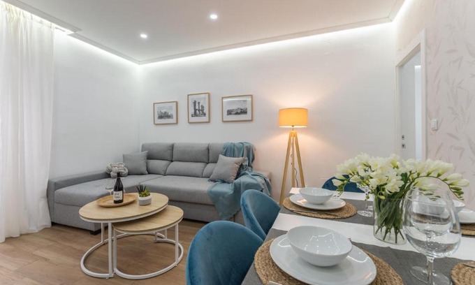 Merida Old Town House | Casa Augusto - Near Roman Theatre with Family-Friendly Amenities