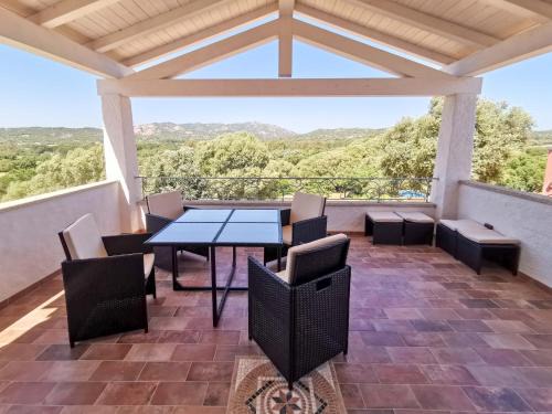 Arzachena House | Experience Casa Aurora: 4-Star Retreat for Families & Pets