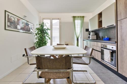 Vicenza Apartment | Discover CASA AURORA: 4-Star Family & Pet-Friendly Stay
