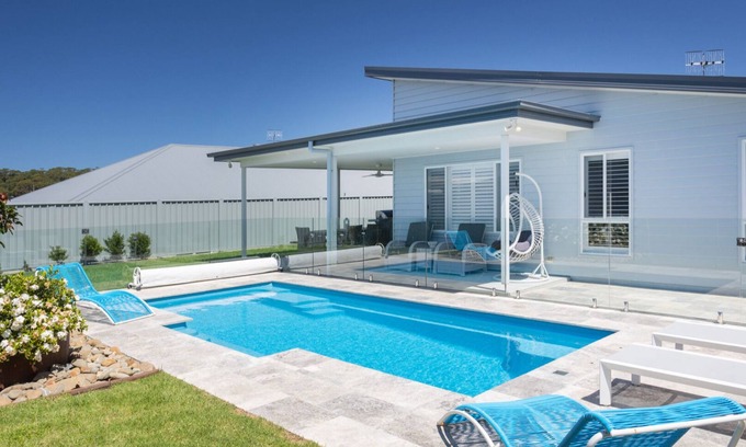 Burrill Lake House | Enjoy a Free Night at Casa Azul with Heated Pool Access