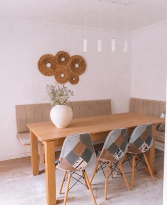 Trafaria Villa | Casa Azul: Pet-Friendly Retreat with Hot Tub Access