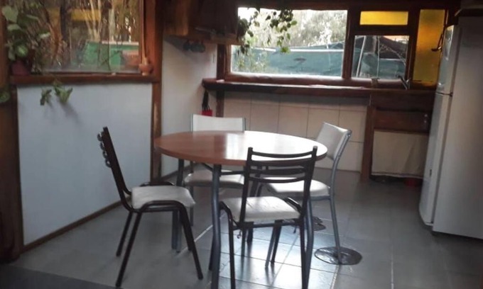 San Carlos de Bariloche House | Exceptional Stay at Casa Bahia Serena: Family-Friendly Retreat
