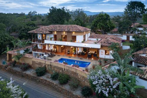 Barichara House | Relax at Casa Bari Altos de la Antigua with Pool & Hot Tub
