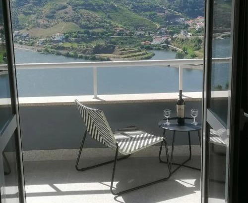 Armamar House | Experience Casa Barqueiro: Oceanfront with Pool & Pet Friendly