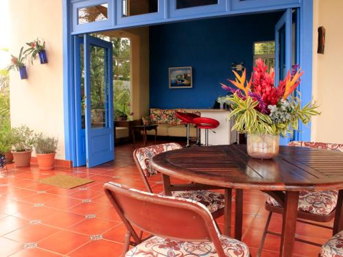 Orosi House | Relaxing Casa Bartzis Near Orosi & Tapanti National Park