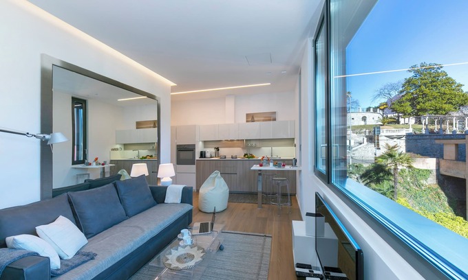 Lugano City-Centre Apartment | Explore Casa Basilico: Family-Friendly Retreat in Lugano