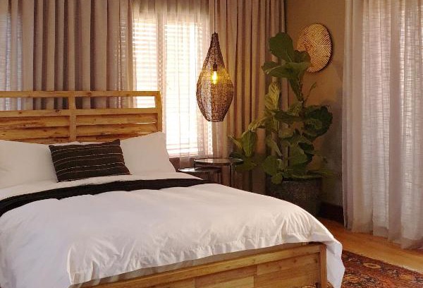 Silver Lakes House | Experience Casa Basilio Studio: 4-Star Comfort with Breakfast