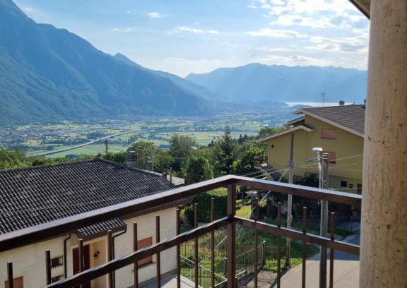 Cino Apartment | Discover CASA BAT: Highly Rated with Breakfast Included