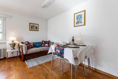 Li Curt Apartment | Family-Friendly Casa Battilana Li Curt - Rated 9.8 in Poschiavo