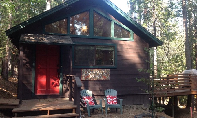 Twain Harte Cabin | Discover Casa Bella: A Hidden Gem with Lake Privileges