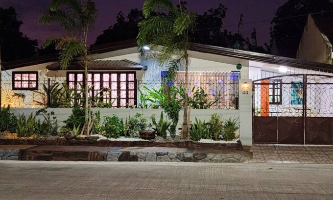 Taculing House | Escape to Comfort at Casa Bella Bacolod: Family-Friendly Stay