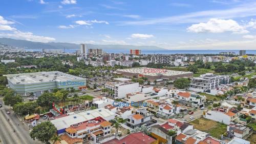Fluvial Vallarta House | Casa Bella: 4-Bedroom Pool Retreat for Families
