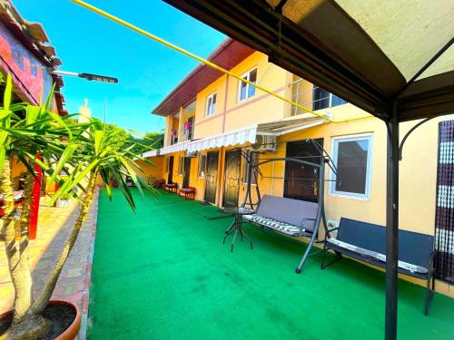 Eforie Sud House | Cozy Casa Bella: Family-Friendly Retreat with Great Ratings