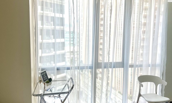 Pinagsama Condo | Cozy Casa Bella: Steps from Venice Grand Canal Mall